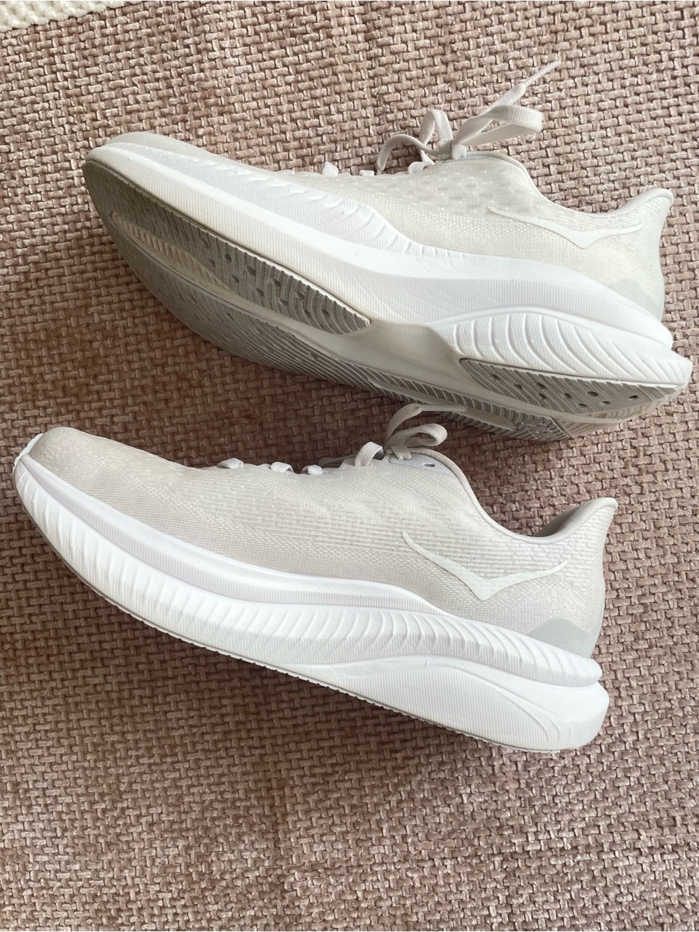Hoka Match 6 Women's All-White Lightweight Running Shoe size 8.5